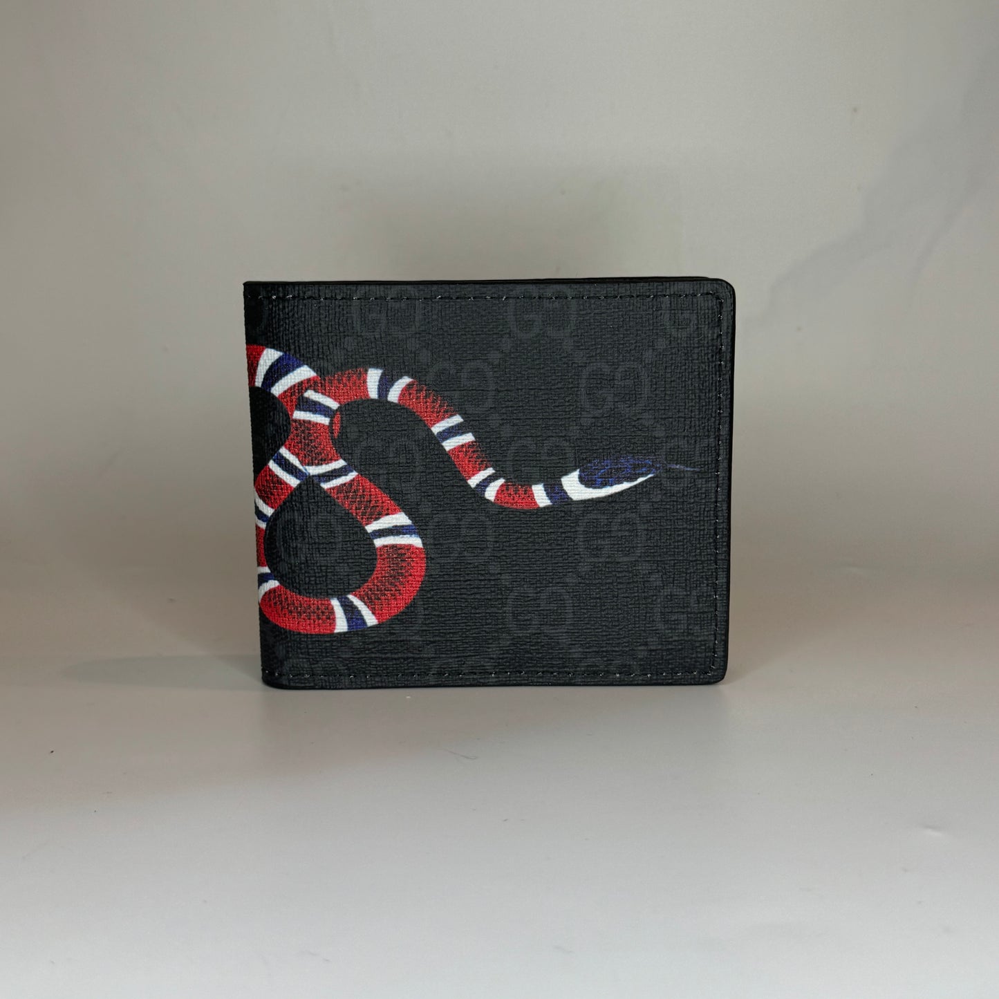 Snake gucci