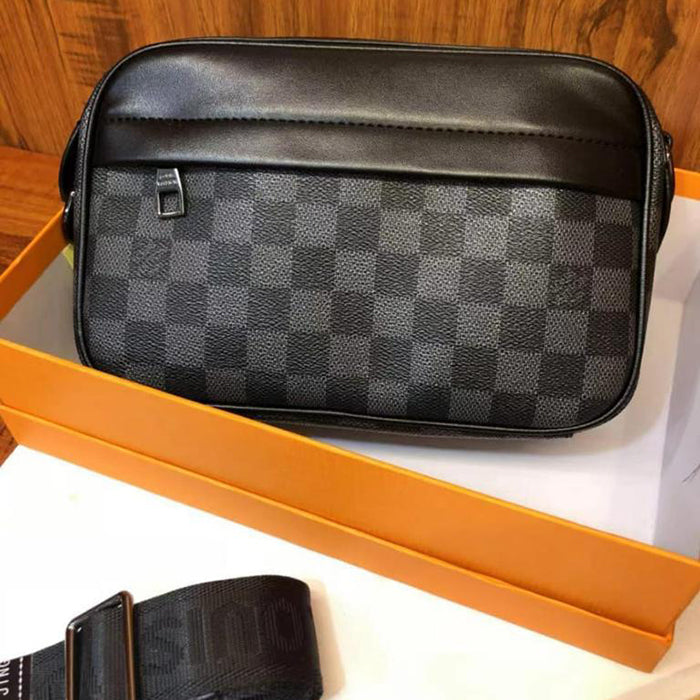 LV CLUTCH