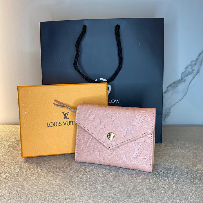 LV WOMEN WALLET – LUXURY GLOW - Main Image